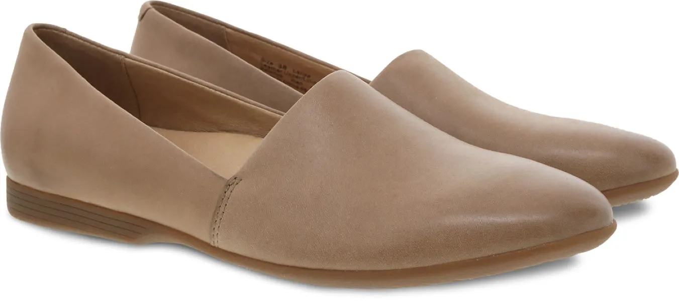 Dansko Tan Larisa Burnished Nappa Womens Flat Shoes 2036-150600