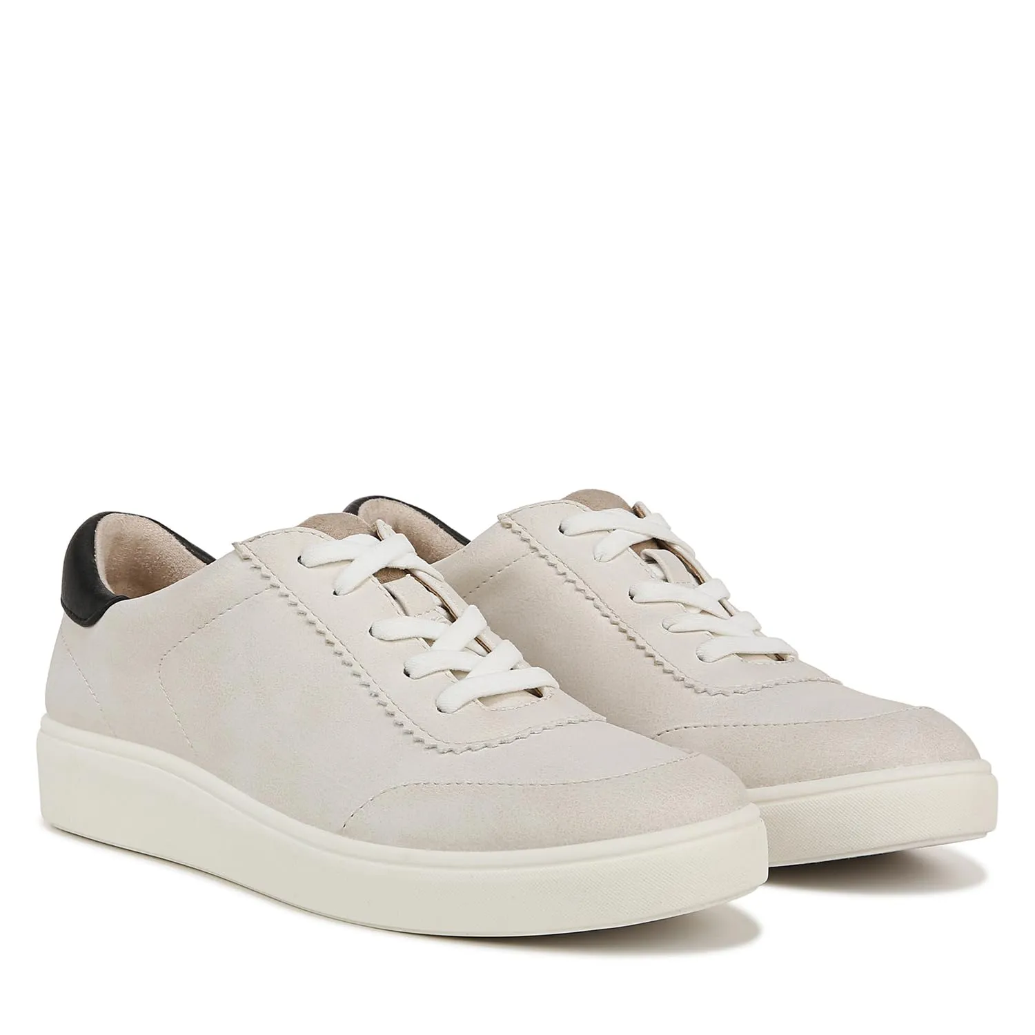 LifeStride Womens Happy Hour Machine Washable Lace Up Sneaker Beige Faux Leather 5.5 M