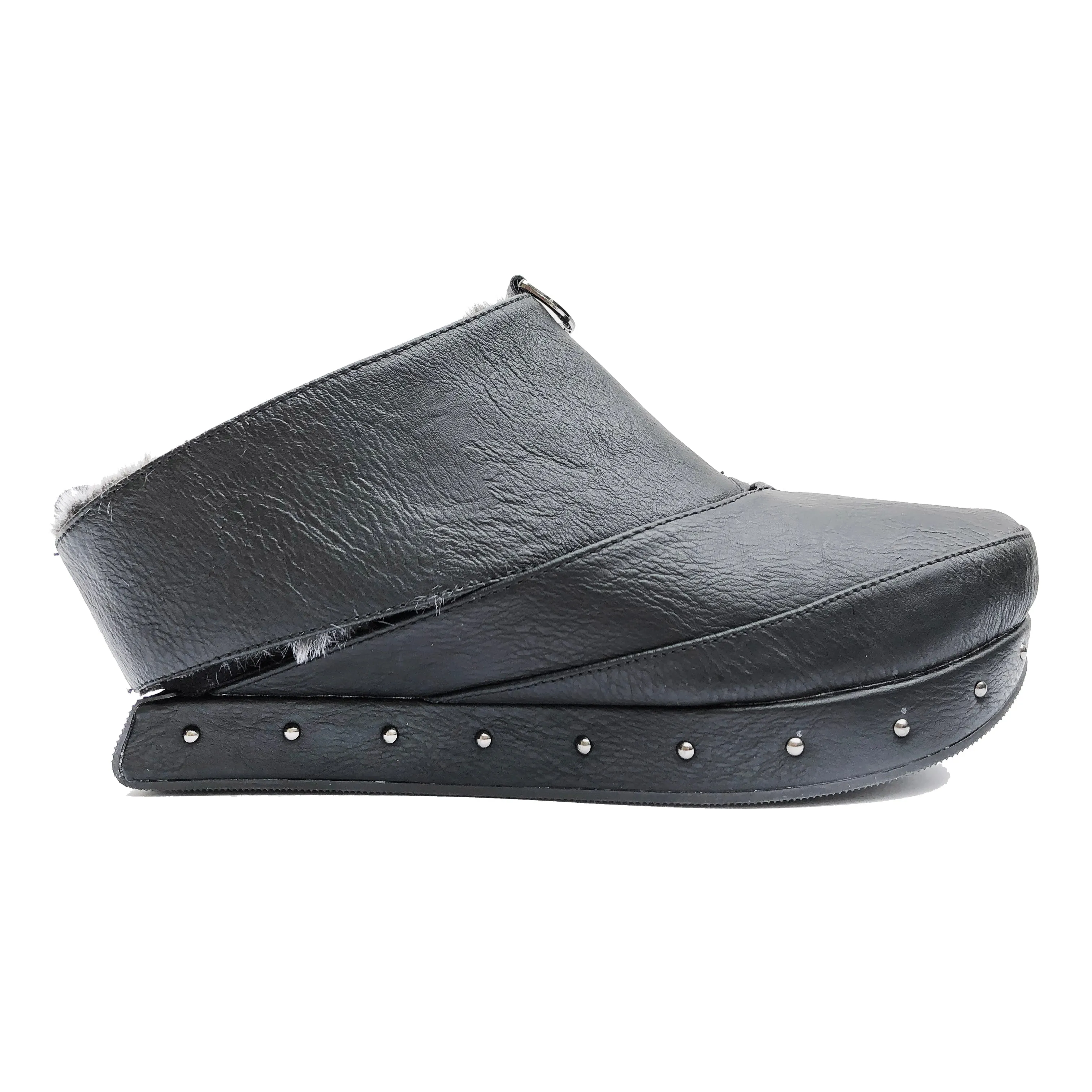 Neva 1 - Black flips to Gray Fur