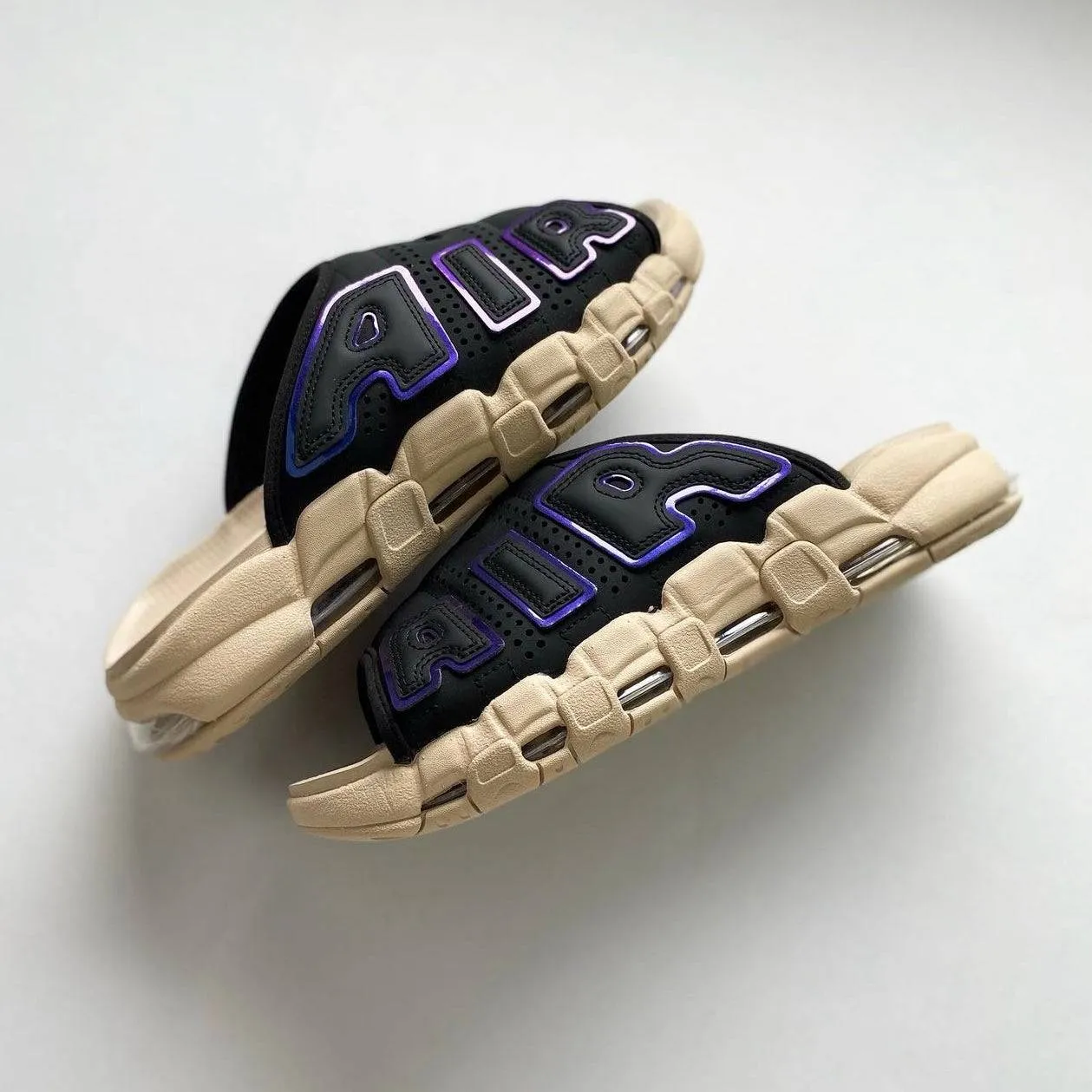 Nike Air More Uptempo Slide Black Sanddrift Iridescent