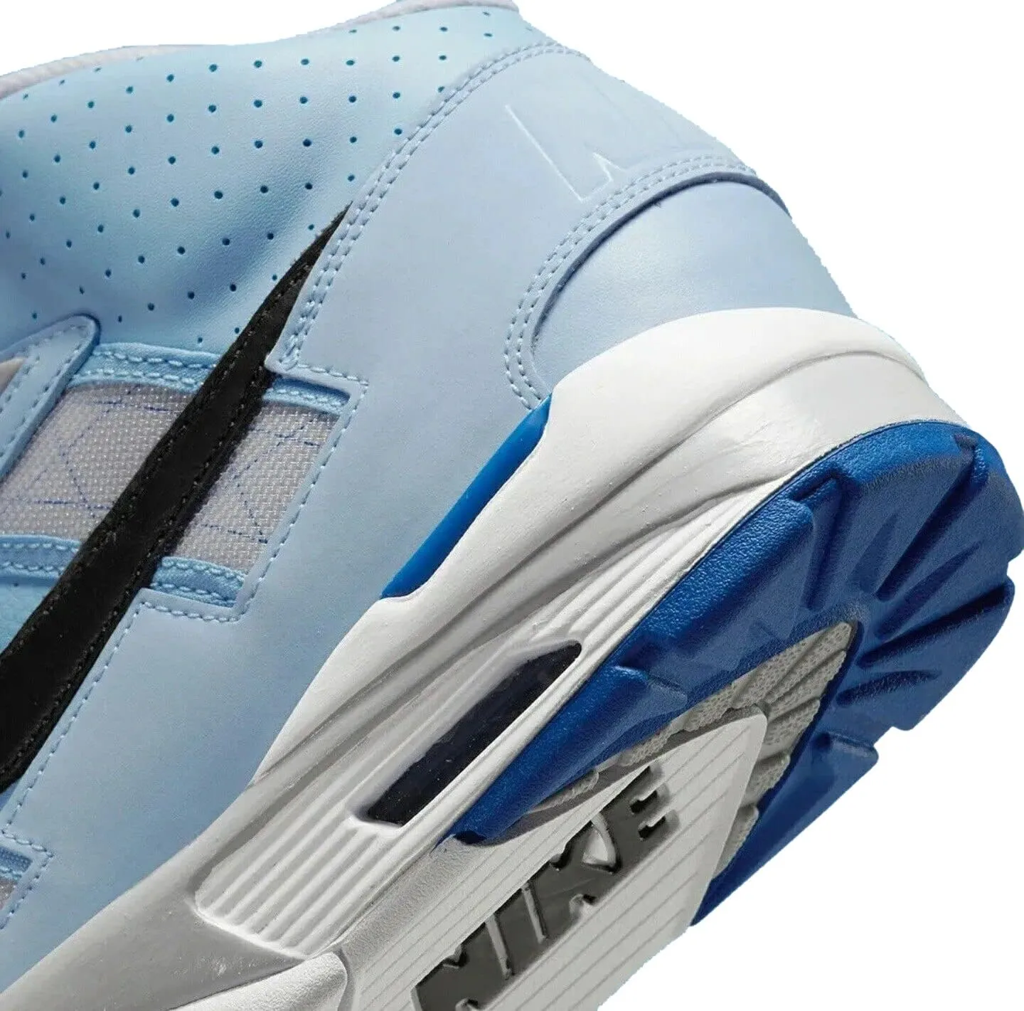 Nike mens Modern