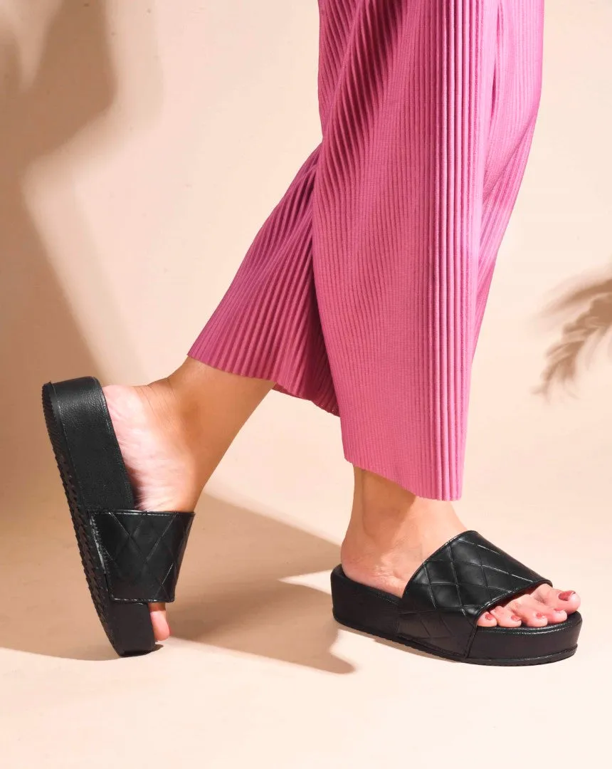 Quilted Slip-On Flat Sandals