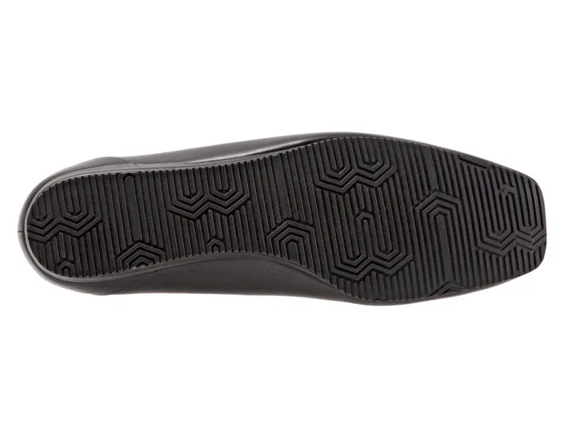 Softwalk Vellore - Women's Flat
