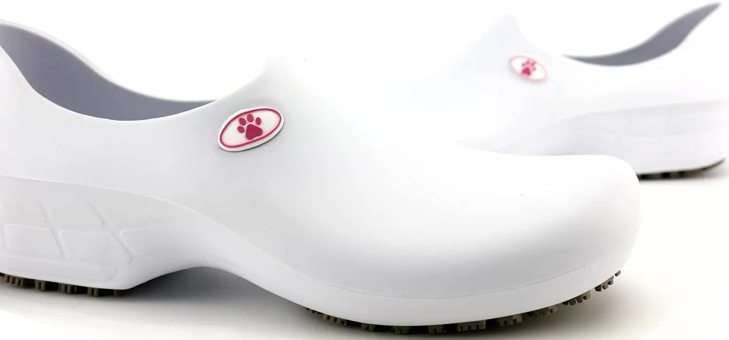 Sticky Nursing Shoes Women - Chefs - Kitchen - Nurses - Clogs for Work - Waterproof Non Slip