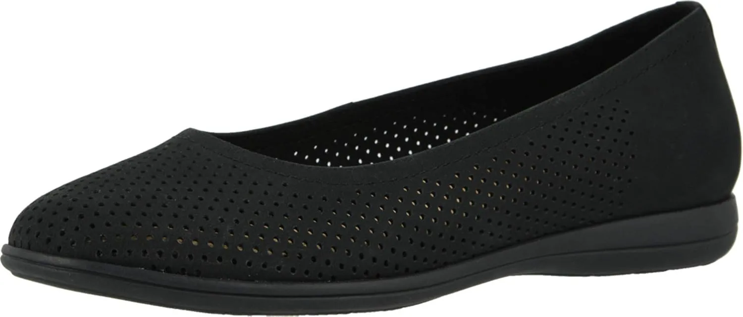 Trotters Women's Darcey Ballet Flat