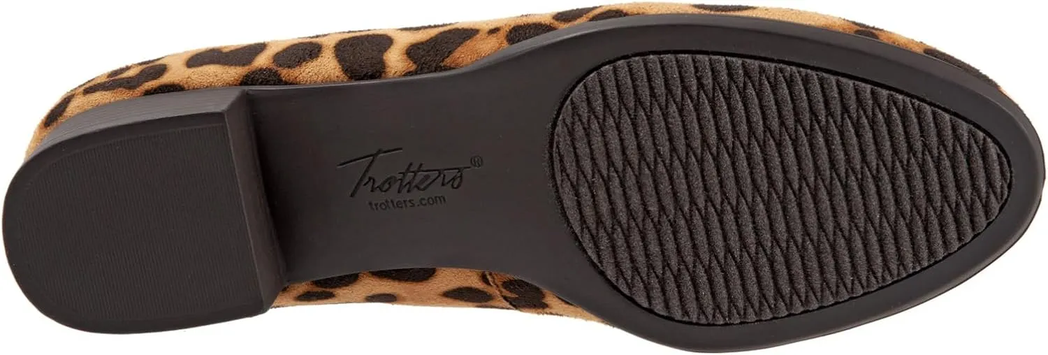 Trotters Women's Monarch Slip-On Loafer