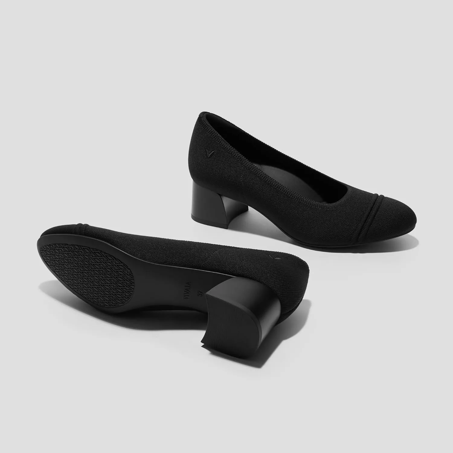 VIVAIA Julie Arch Pro Almond-Toe Stress Free Chunky Heels for Socializing, Party Round-Toe Shoes