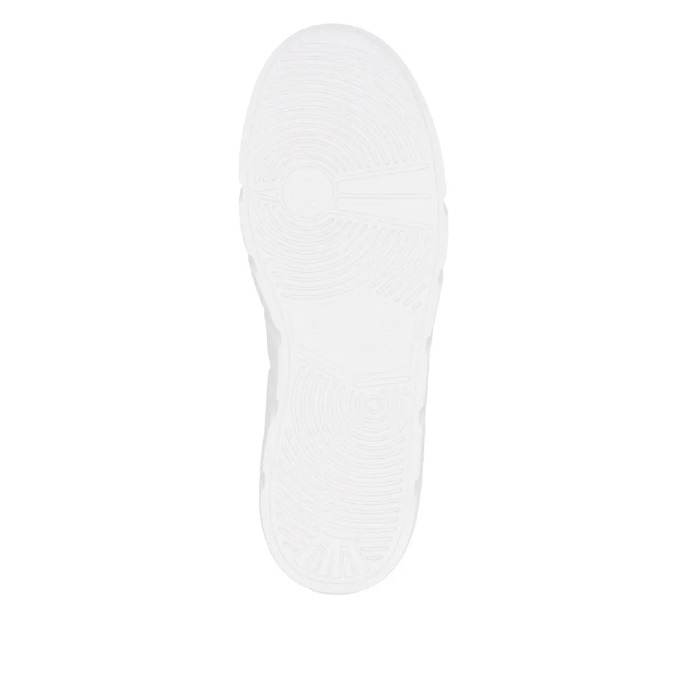W2605 Lace Up Sneaker