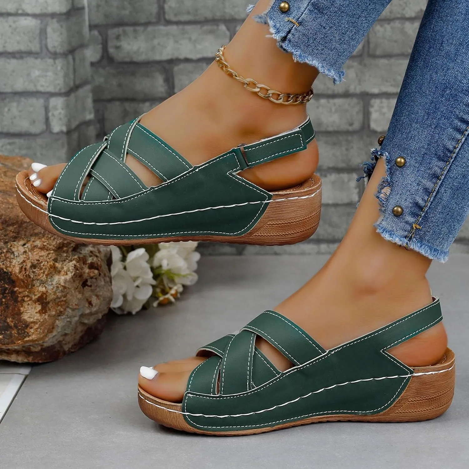 Womens Ankle Strap Sandals Walking Hiking Summer Beach Flats Shoes Comfort Open Toe Comfortable Dressy Arch Support Wedges Round Bottom Buckle 2025 Orthotic Flat Women Wide Width Slippers