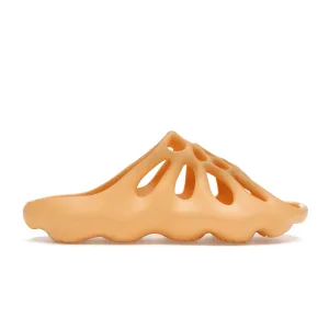 Yeezy 450 Slide Cream